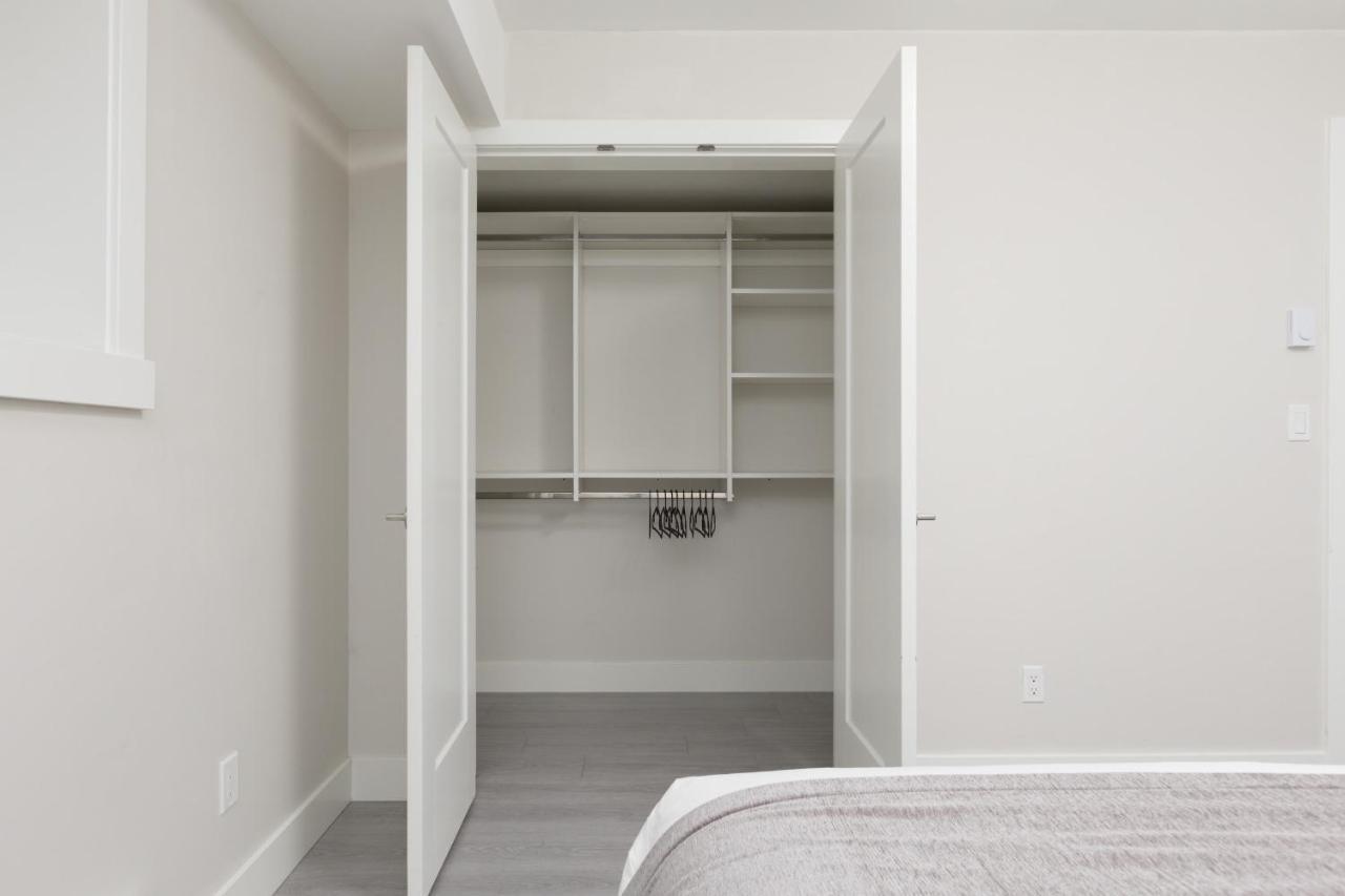 Willa Tastefully Furnished And Newly Updated 2 Bd Central Lynn Valley North Vancouver Zewnętrze zdjęcie
