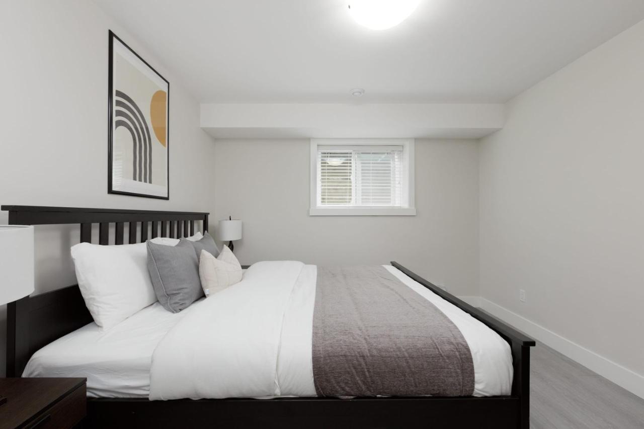 Willa Tastefully Furnished And Newly Updated 2 Bd Central Lynn Valley North Vancouver Zewnętrze zdjęcie