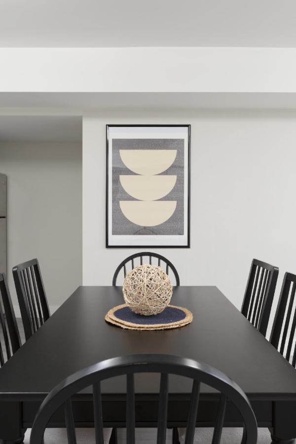 Willa Tastefully Furnished And Newly Updated 2 Bd Central Lynn Valley North Vancouver Zewnętrze zdjęcie